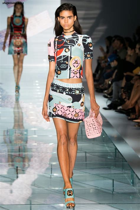 2015 spring versace dress|Watch Versace Spring 2015 Ready.